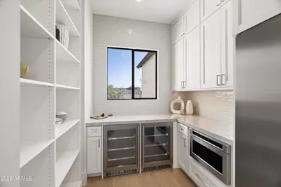 3210 E Oregon Avenue, Phoenix, AZ 85018 - Photo 10