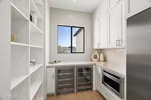 3210 E Oregon Ave, Phoenix, AZ 85018 - Photo 10