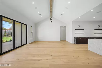 3210 E Oregon Avenue, Phoenix, AZ 85018 - Photo 16