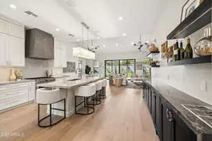 3210 E Oregon Ave, Phoenix, AZ 85018 - Photo 8