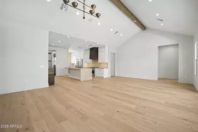 3210 E Oregon Avenue, Phoenix, AZ 85018 - Photo 10