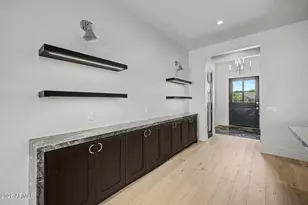 3210 E Oregon Ave, Phoenix, AZ 85018 - Photo 32