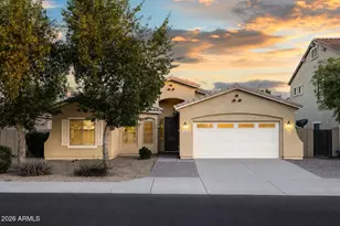 12175 W Locust Ln, Avondale, AZ 85323 - Photo 2