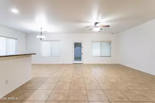 12175 W Locust Ln, Avondale, AZ 85323 - Photo 8