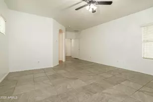 12175 W Locust Ln, Avondale, AZ 85323 - Photo 10
