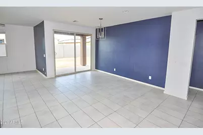 18828 W Shangri La Road, Surprise, AZ 85388 - Photo 6