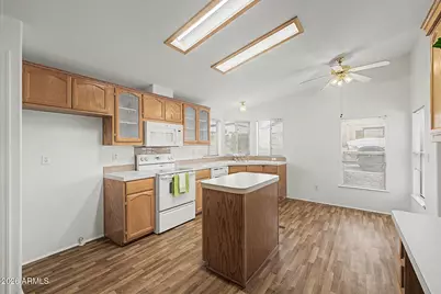 9752 E Empress Avenue, Mesa, AZ 85208 - Photo 8