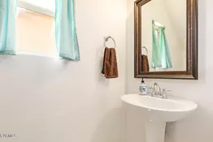 814 W Ardmore Rd, Phoenix, AZ 85041 - Photo 8