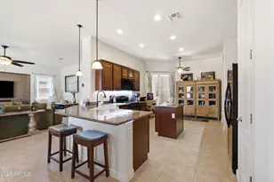 13627 S 177th Ave, Goodyear, AZ 85338 - Photo 10