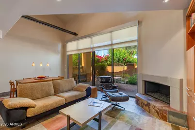 4545 N 42nd Street #5, Phoenix, AZ 85018 - Photo 2