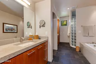 4545 N 42nd St, Phoenix, AZ 85018 - Photo 12