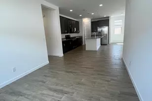 11148 W Parkway Dr, Tolleson, AZ 85353 - Photo 10