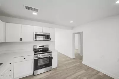 640 S Pasadena --, Mesa, AZ 85210 - Photo 12