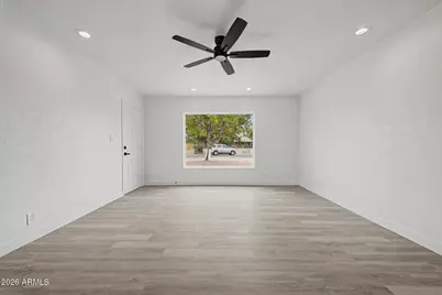 640 S Pasadena --, Mesa, AZ 85210 - Photo 10