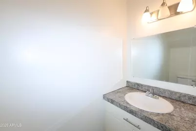 7610 N 61st Avenue # 7610, Glendale, AZ 85301 - Photo 4