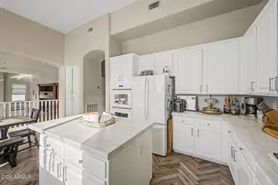 22852 N 52nd St, Phoenix, AZ 85054 - Photo 16