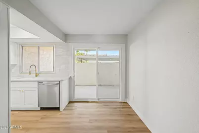 1709 W Stella Lane, Phoenix, AZ 85015 - Photo 10