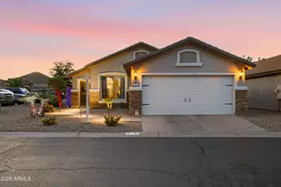 4 E Mayfield Dr, San Tan Valley, AZ 85143 - Photo 1