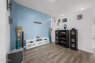 44996 W Gavilan Dr, Maricopa, AZ 85139 - Photo 8