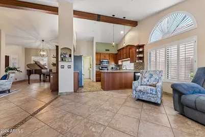 20004 N 98th Lane, Peoria, AZ 85382 - Photo 8