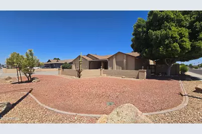 8002 W Maryland Avenue, Glendale, AZ 85303 - Photo 4