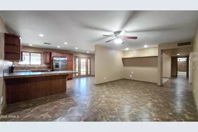 8002 W Maryland Avenue, Glendale, AZ 85303 - Photo 18