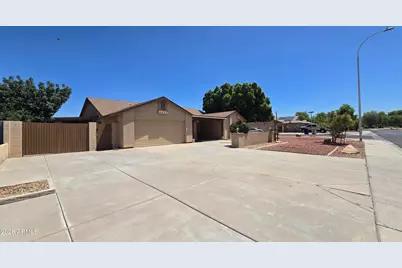 8002 W Maryland Avenue, Glendale, AZ 85303 - Photo 6
