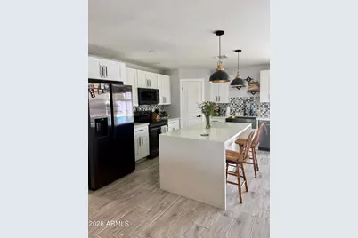 326 E Pebble Beach Drive, Tempe, AZ 85282 - Photo 4