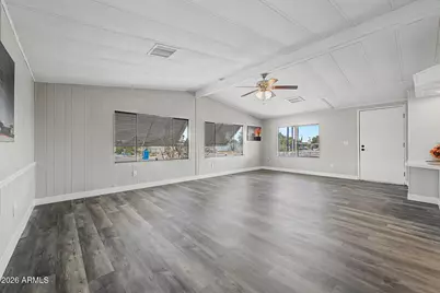 558 S Desert View Drive, Apache Junction, AZ 85120 - Photo 10