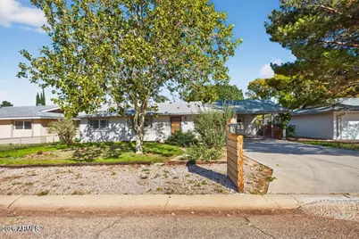 35 W Kayetan Drive, Sierra Vista, AZ 85635 - Photo 2