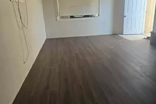 909 N Kadota Ave, Casa Grande, AZ 85122 - Photo 2