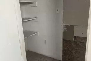 909 N Kadota Ave, Casa Grande, AZ 85122 - Photo 4