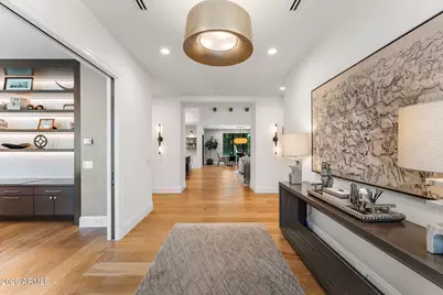5843 E Calle Del Sud --, Phoenix, AZ 85018 - Photo 12