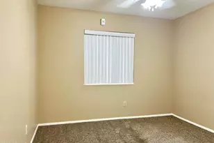 17 E Ruth Ave, Phoenix, AZ 85020 - Photo 8