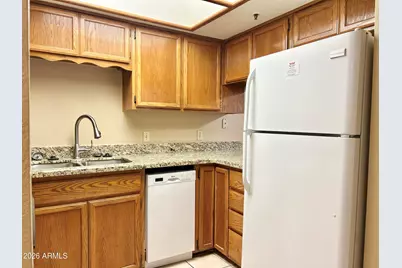 17 E Ruth Avenue #Unit 209, Phoenix, AZ 85020 - Photo 6