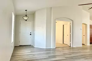 38564 N La Grange Ln, San Tan Valley, AZ 85140 - Photo 4