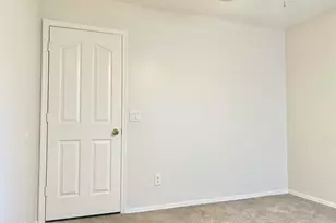 38564 N La Grange Ln, San Tan Valley, AZ 85140 - Photo 18