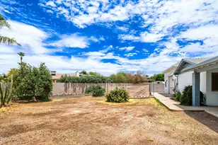 856 E Paradise Ln, Phoenix, AZ 85022 - Photo 22