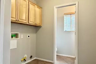 16036 N 11th Ave, Phoenix, AZ 85023 - Photo 8