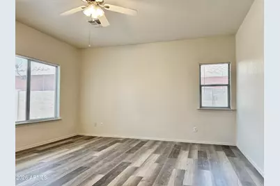 11824 W Windsor Avenue, Avondale, AZ 85392 - Photo 4