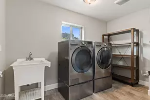 4025 E Osborn Rd, Phoenix, AZ 85018 - Photo 34