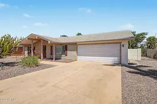 12011 S Tomi Dr, Phoenix, AZ 85044 - Photo 26