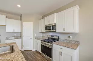 3915 N Brooklyn Dr, Buckeye, AZ 85396 - Photo 14