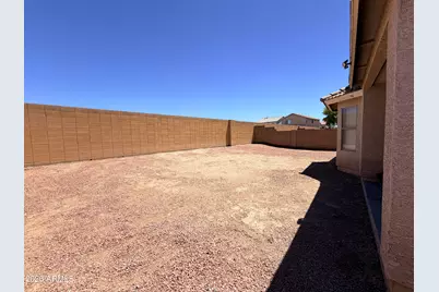 12414 W Flanagan Street, Avondale, AZ 85323 - Photo 4