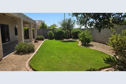 16767 W Rio Vista Lane, Goodyear, AZ 85338 - Photo 6