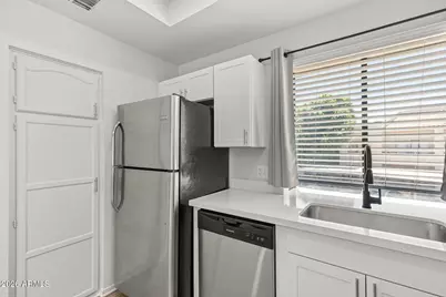 11666 N 28th Drive #284, Phoenix, AZ 85029 - Photo 16