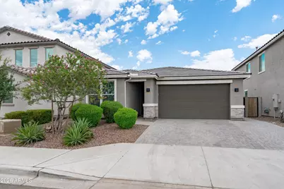 12406 W Citrus Way, Litchfield Park, AZ 85340 - Photo 2