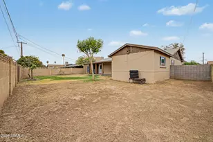 2909 W Aster Dr, Phoenix, AZ 85029 - Photo 20