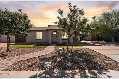 2802 N Pennington Drive, Chandler, AZ 85224 - Photo 2