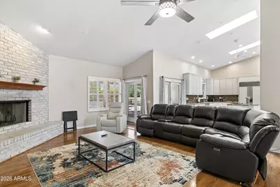 8611 W Foothill Drive, Peoria, AZ 85383 - Photo 14